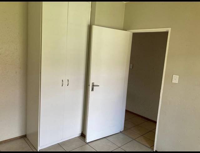 2 BEDROOM APARTMENT FOR SALE IN COMET